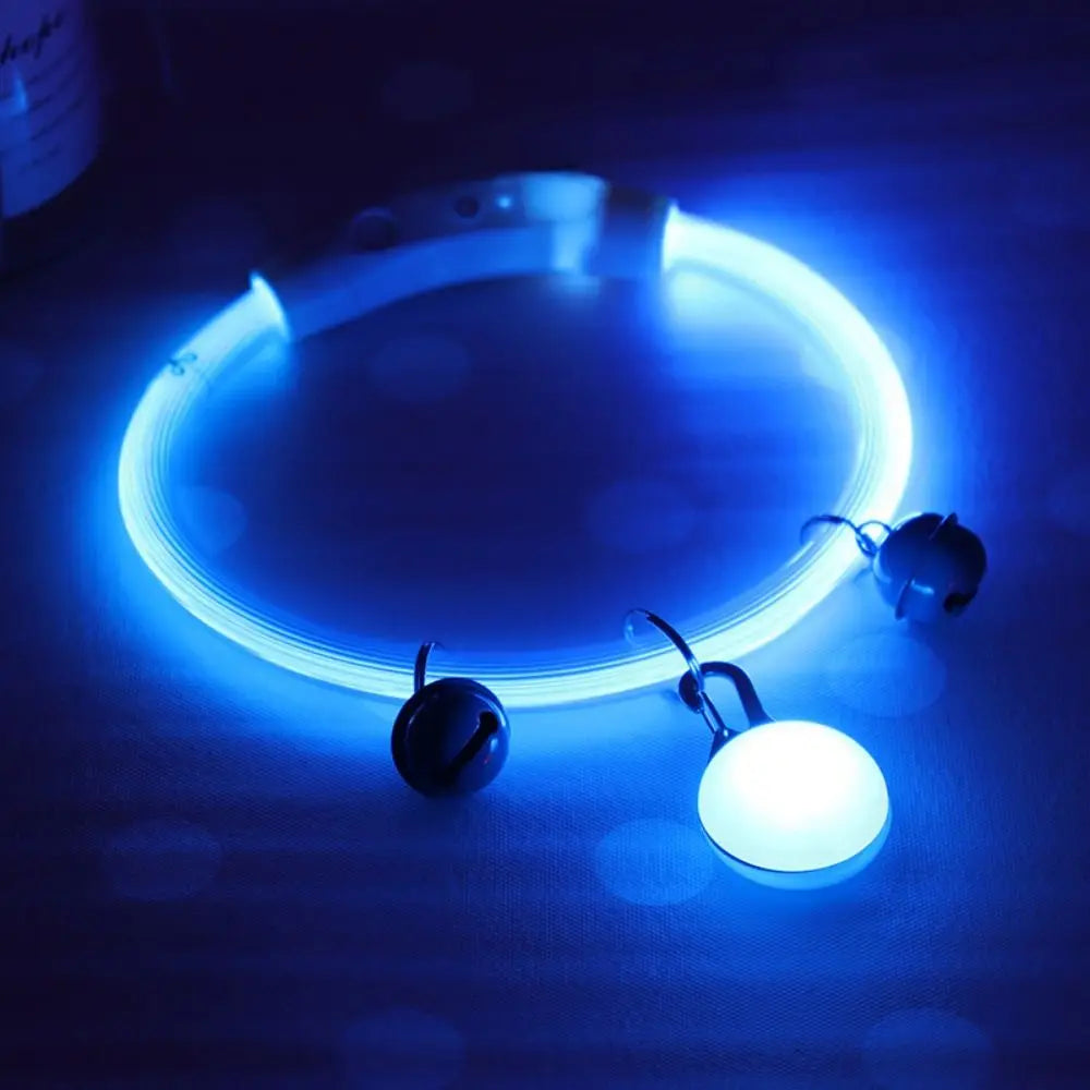 Adjustable Size LED Dog Collar Multi-Color Light Fiber Optic Material USB Rechargeable Collar PVC Material Detachable Pendant