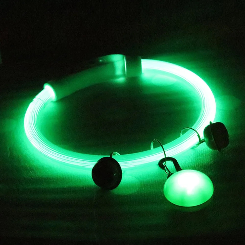 Adjustable Size LED Dog Collar Multi-Color Light Fiber Optic Material USB Rechargeable Collar PVC Material Detachable Pendant